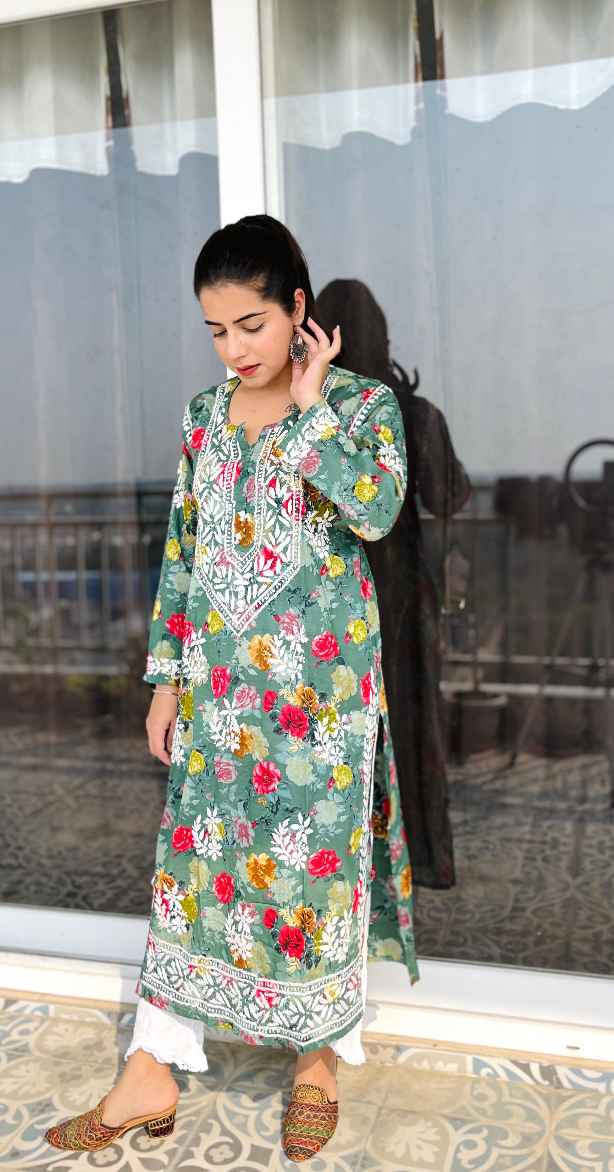 Tehzeeb Floral Chikankari Mullmull Kurti