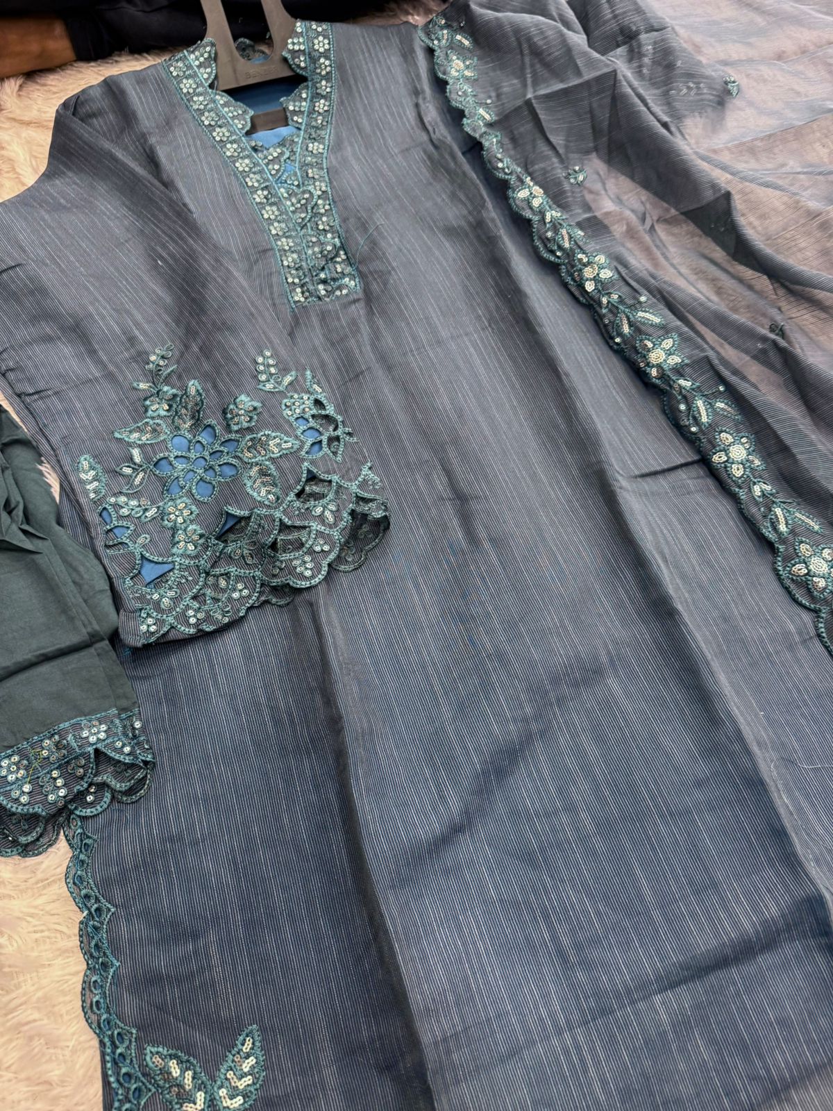 Vertical Kota Cotton Cutwork Suit